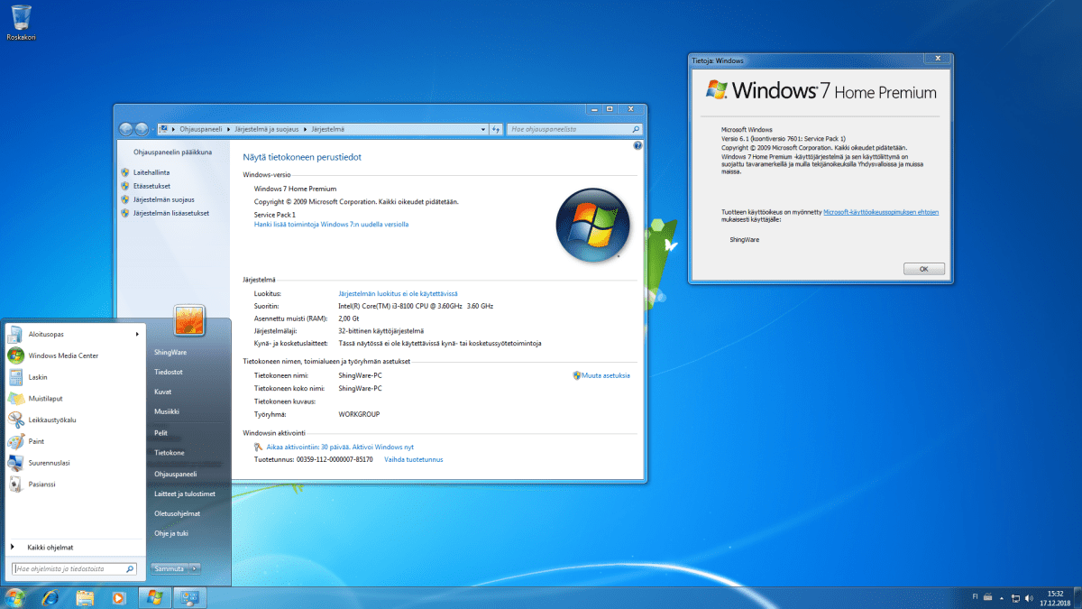 Windows 7 Home Premium software package for 32/64 bit systems, featuring the brand logo and product details.